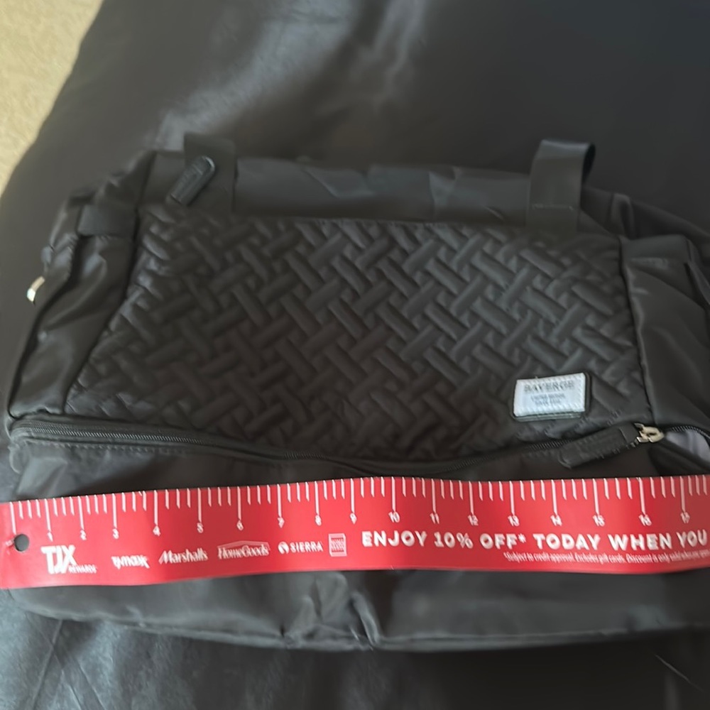 New black travel sport bag